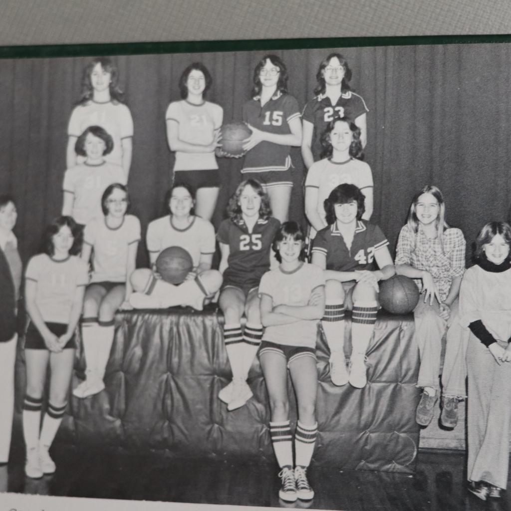 1979 freshmen girls' basketball team poses for picture